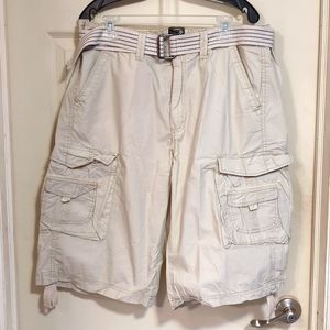 Men's cargo shorts size 40
